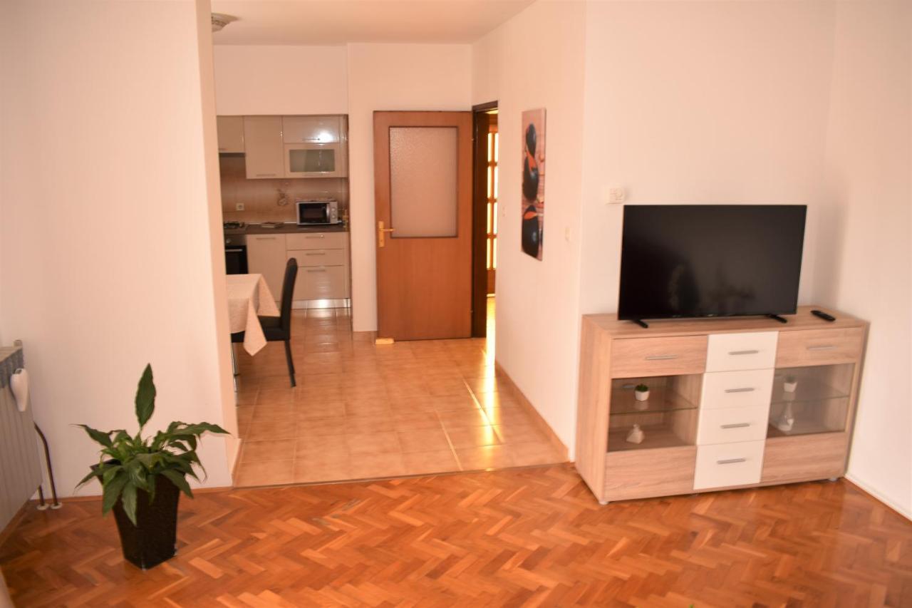 Mirela Appartement